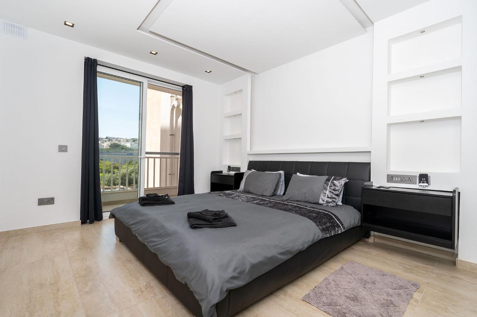Modern 2 Bedroomed Apartment In Gzira Exterior foto